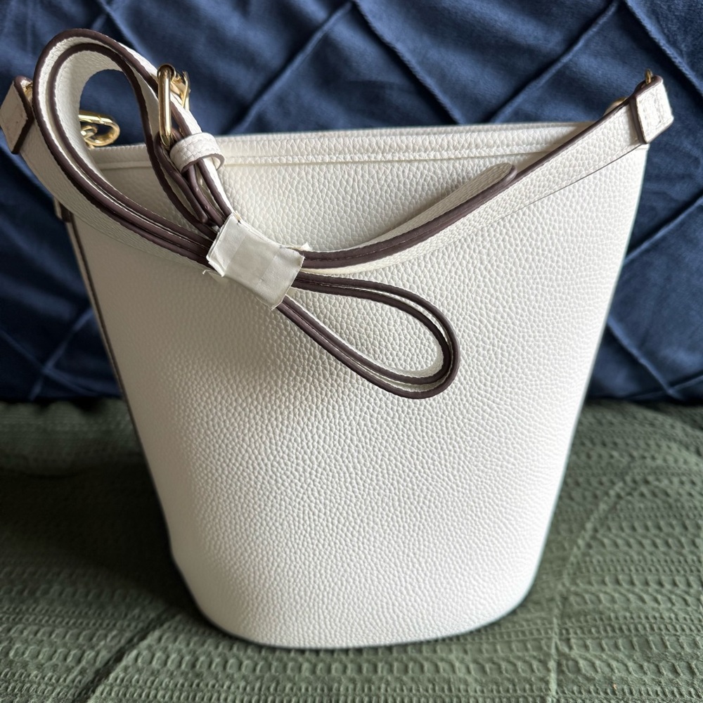 NWOT NANETTE LEPORE White Bucket Shoulder or Crossbody Bag - Picture 3 of 9